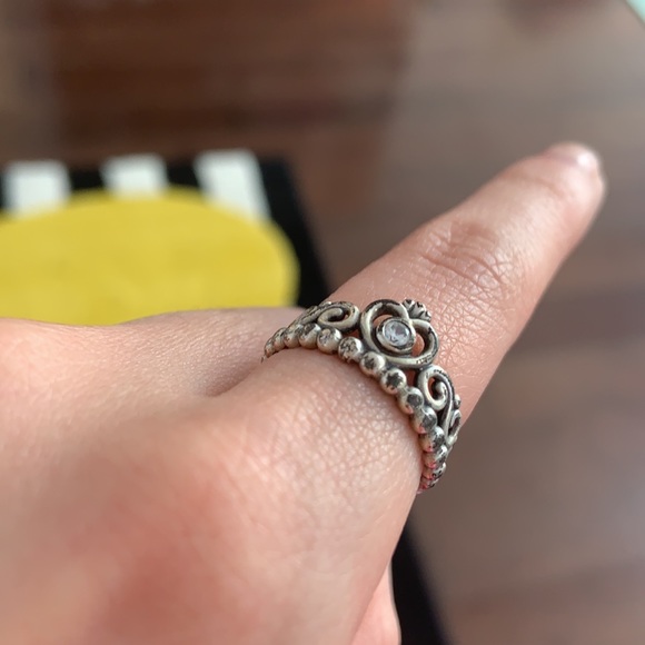 Pandora Princess Ring - Picture 3 of 6